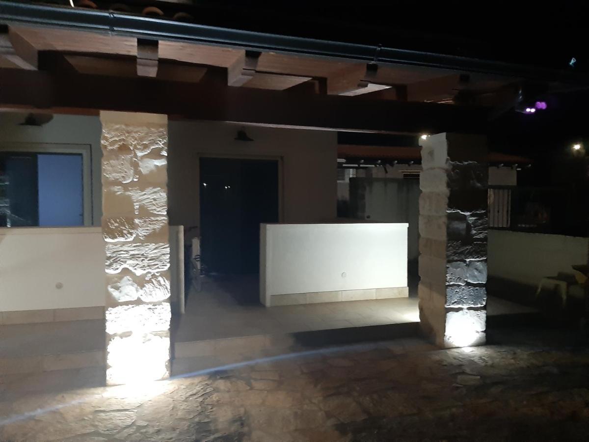 L'Aira Ecchia - Ospitalita Rurale Villa Lecce Buitenkant foto